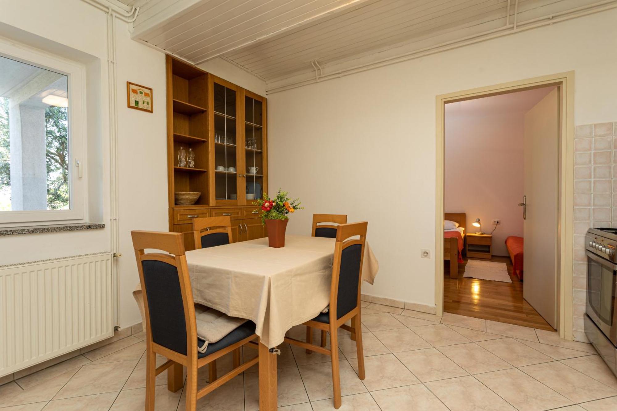 Apartments Villa Ana Krk Town Quarto foto